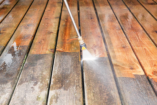 Best Commercial Pressure Washing  in Central City, IA